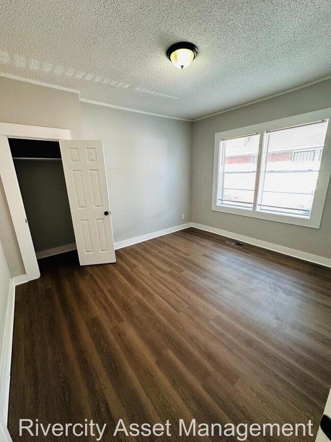 Building Photo - Move-In Ready! Stunning 4-Bedroom, 2-Bath ...