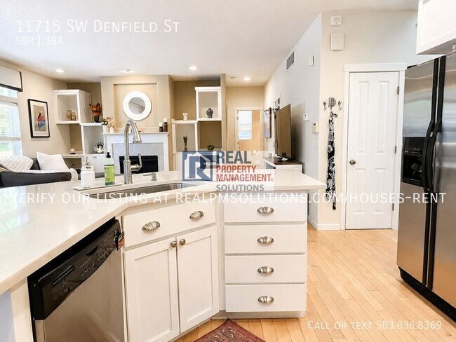 Building Photo - 11715 SW Denfield St
