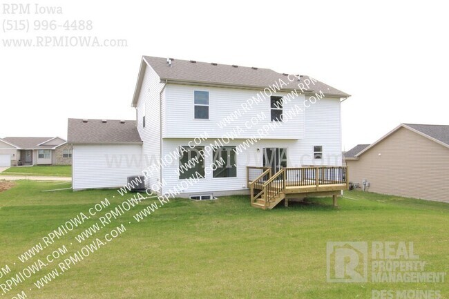 Building Photo - 5374 Destiny Dr