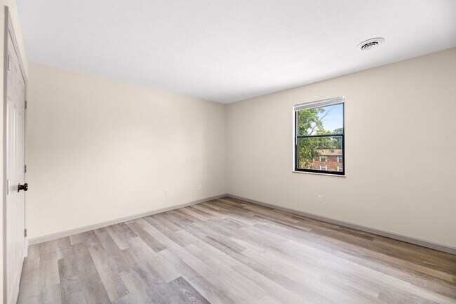 Building Photo - 4809 Cannon Ridge Dr