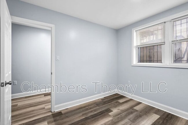 Building Photo - 1641 4th St NW