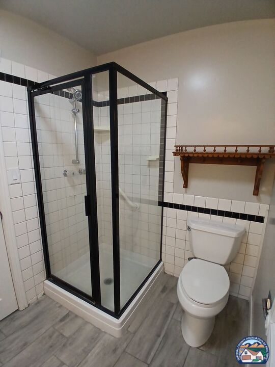 Building Photo - 141 N 5th St