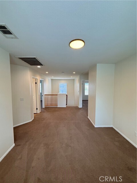Building Photo - 25865 Lake Shore Ln