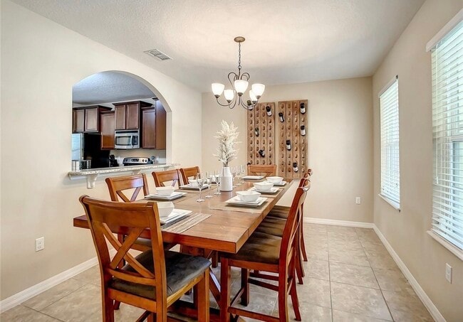 Building Photo - 9029 Paolos Pl