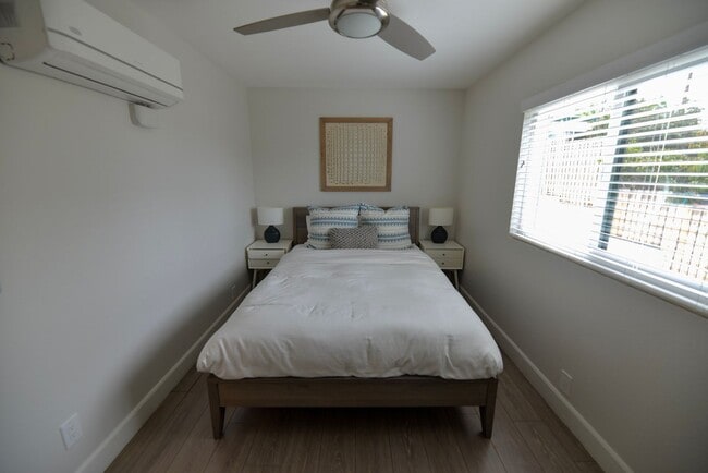 Building Photo - 259 Avenida Granada