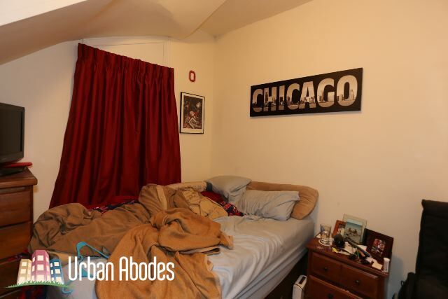 Building Photo - 1720 W Beach Ave