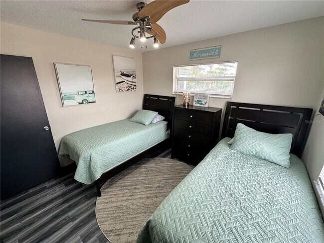 Building Photo - 4536 86th St W