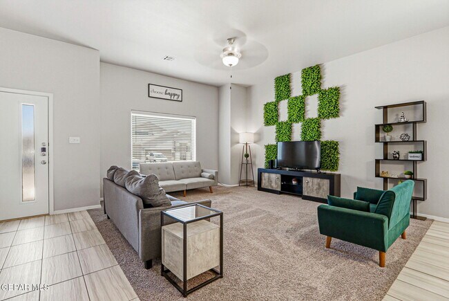 Building Photo - 12580 Arrow Weed Dr