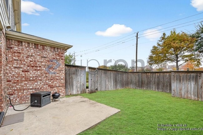 Building Photo - 11272 Chaucer Dr