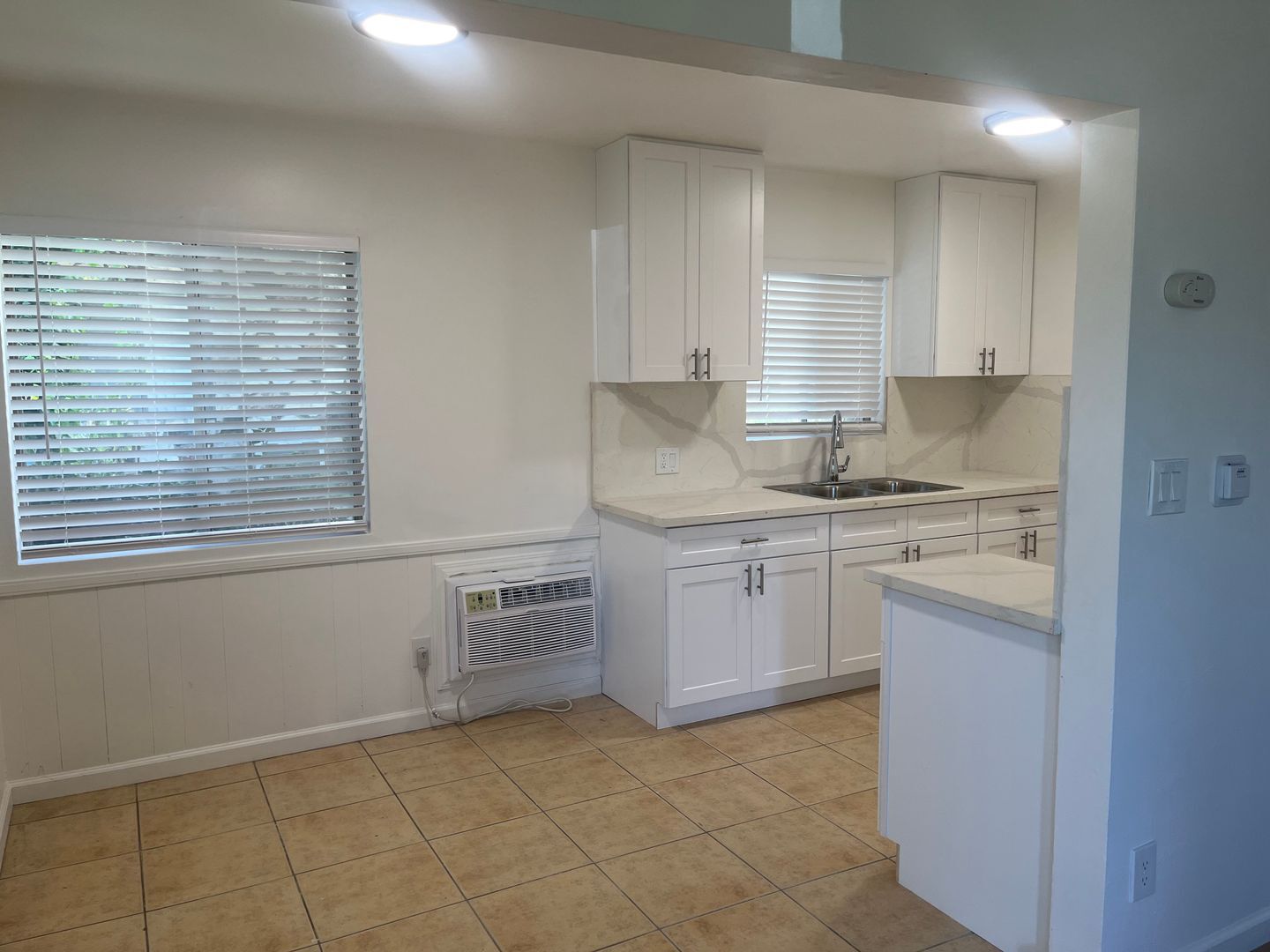 Building Photo - 6600 Whitsett Ave