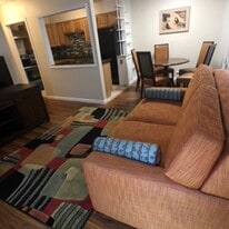 Building Photo - 353 S Elizabeth St