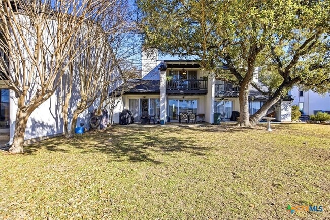 Building Photo - 1135 Parkview Dr