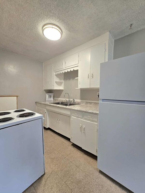 Building Photo - 715 S Missouri Ave