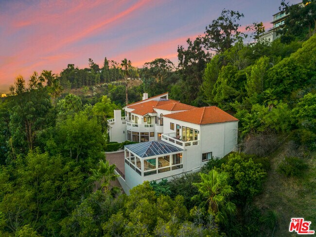 Building Photo - 11037 Anzio Rd