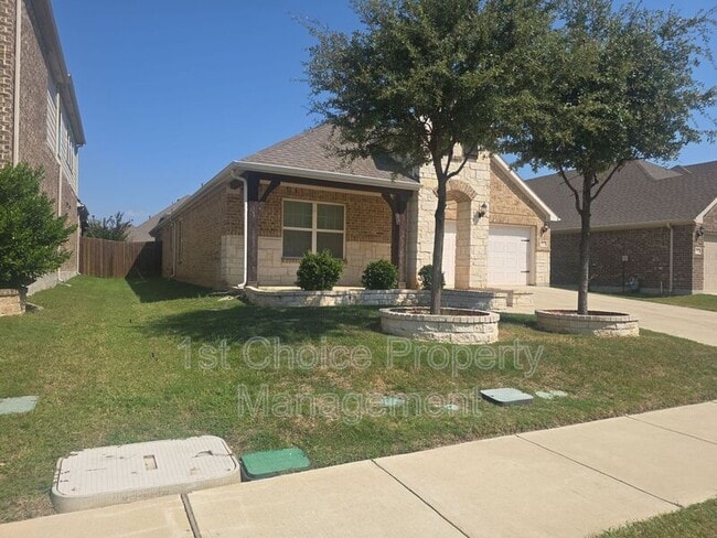 Building Photo - 952 Pinnacle Ridge Rd