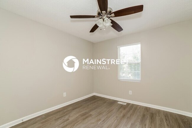 Building Photo - 4 Bedroom Pet-Friendly Home in Acworth, GA with Main Street Renewal