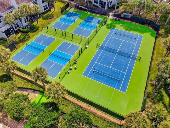 Building Photo - 501 Mainsail Cir