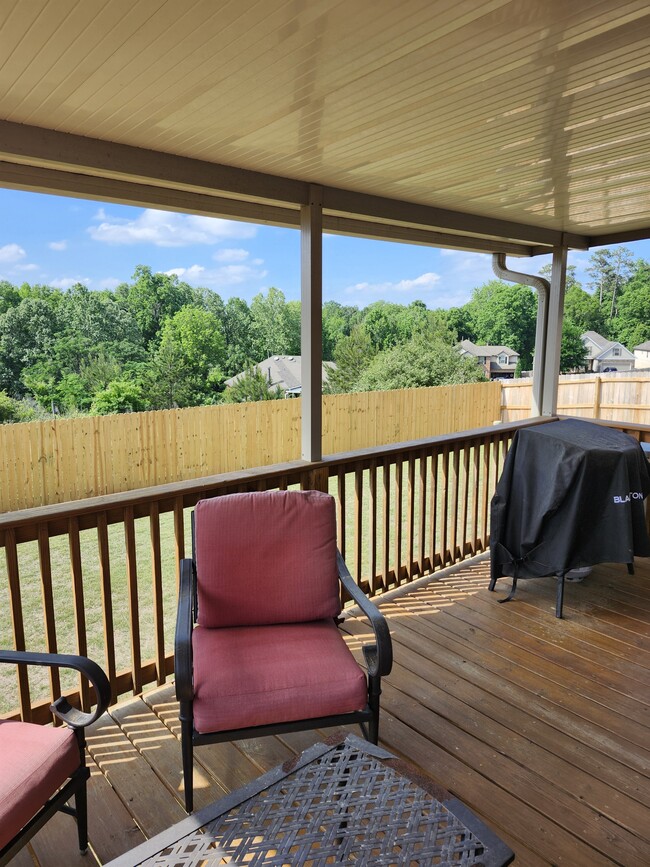 Building Photo - 2018 Chancellor Ridge Rd
