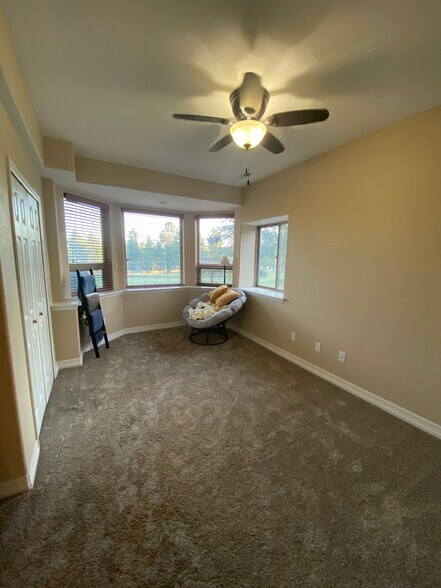 Building Photo - 220 Eagle Pines Dr
