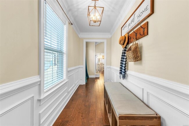 Building Photo - 1808 Mabel Dr