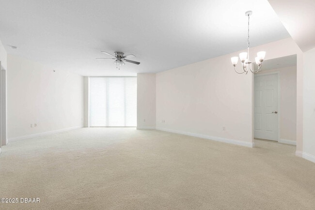 Building Photo - 231 Riverside Dr