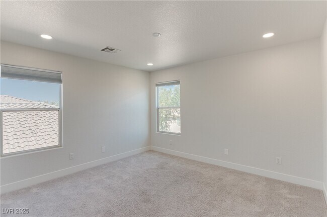 Building Photo - 11057 Village Ridge Ln