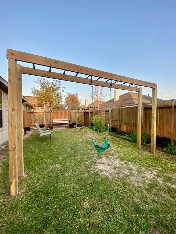 Building Photo - 21494 Kings Bend Dr