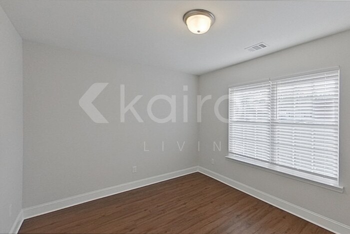 Building Photo - 103 Western Red Cedar Dr