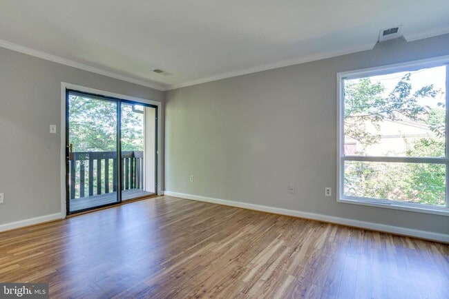 Building Photo - 4405 Elan Ct