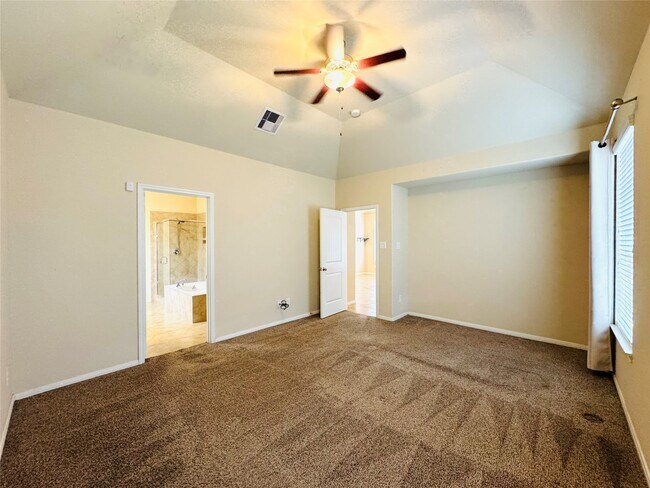 Building Photo - 23607 Tirino Shores Dr