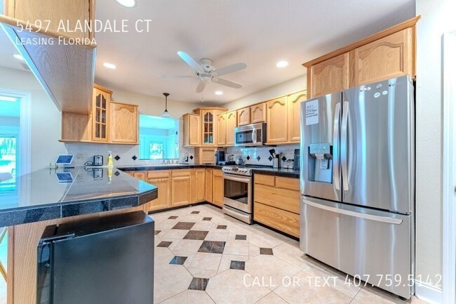 Building Photo - 5497 Alandale Ct