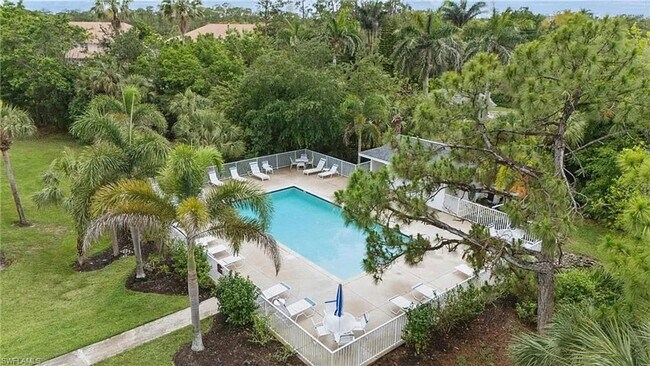 Building Photo - Stunning 2BR Condo in Naples - Lease for three (3) to 12 month.