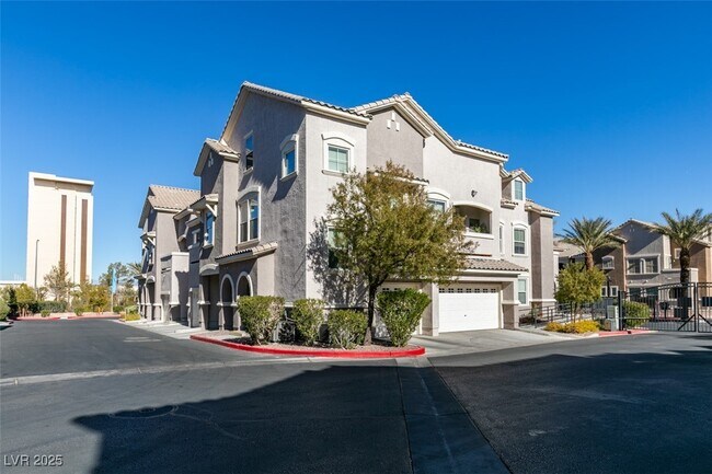 Primary Photo - 8777 W Maule Ave