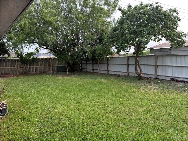 Building Photo - 4705 Savannah Dr