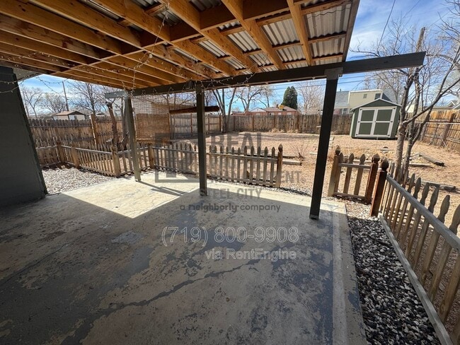 Building Photo - 2619 7th Ave