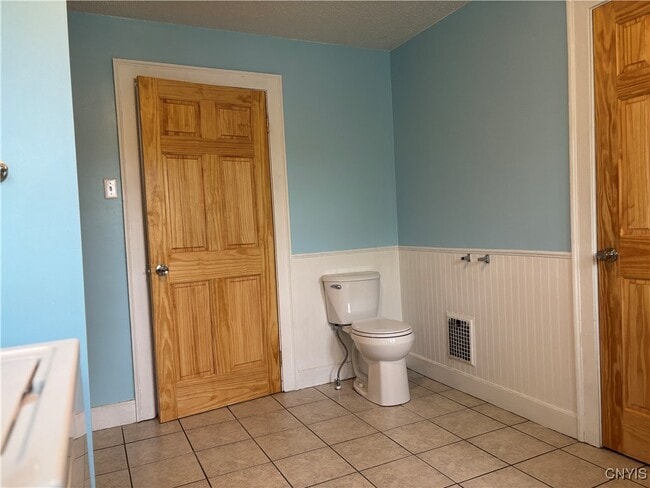 Building Photo - 10513 Cosby Manor Rd