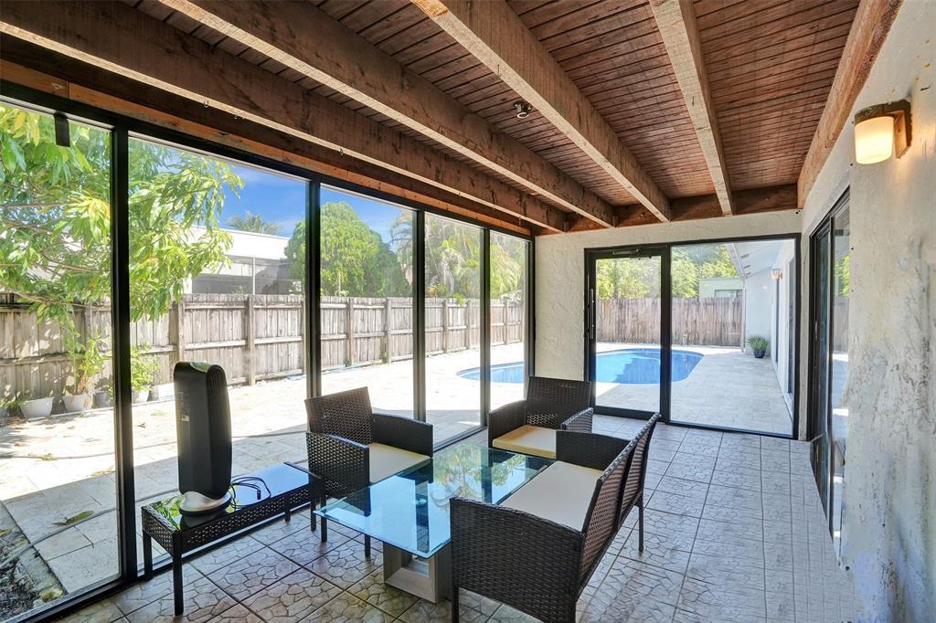 Building Photo - 7471 NW 35th Ct