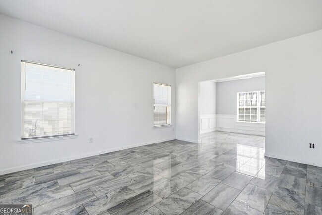 Building Photo - 1582 Ewing Farm Dr