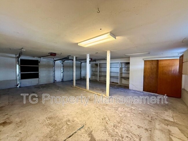 Building Photo - 403 St Augustine Blvd