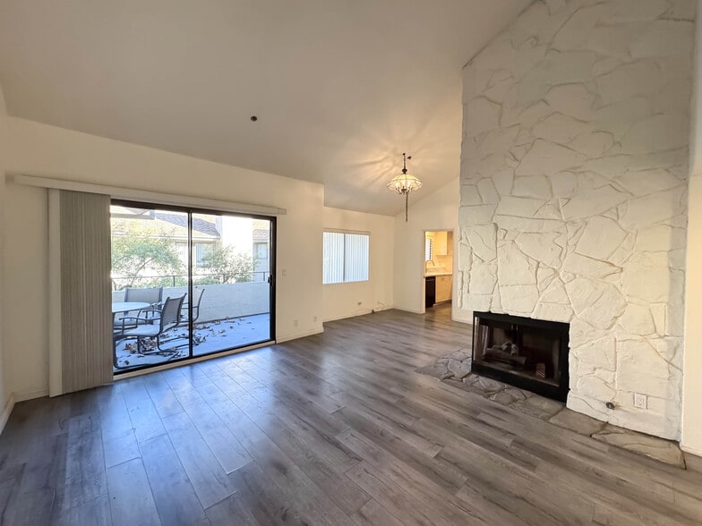 Building Photo - 1000 E California Blvd