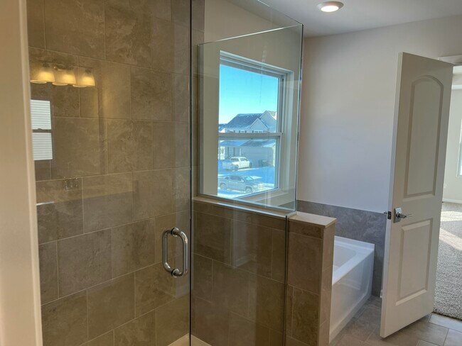 Building Photo - 27106 Gallop Wy