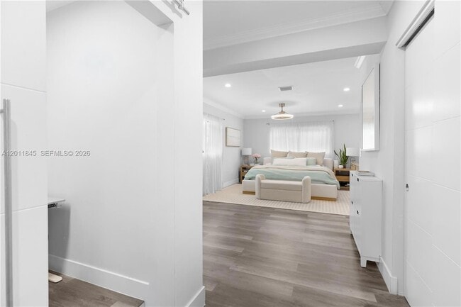 Building Photo - 8310 SW 45th St