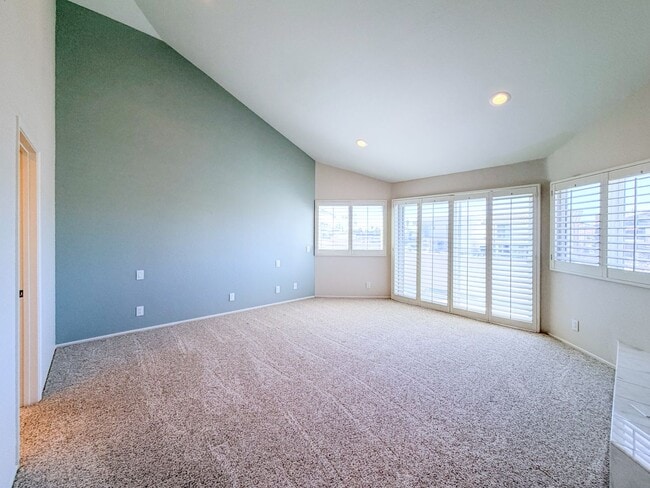 Building Photo - 2511 Monaco Dr