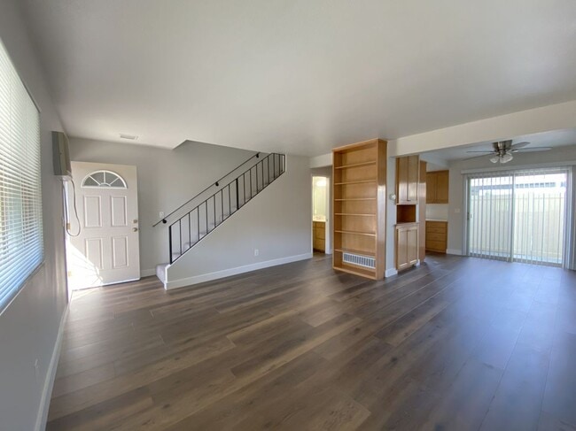 Building Photo - 7928 Virginia St