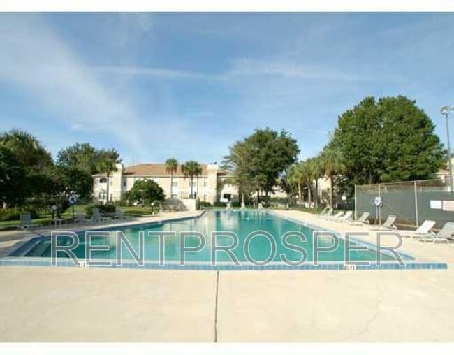 Building Photo - 3290 S Semoran Blvd