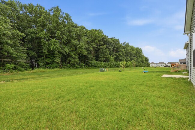 Building Photo - 5749 Shadowfair Ln