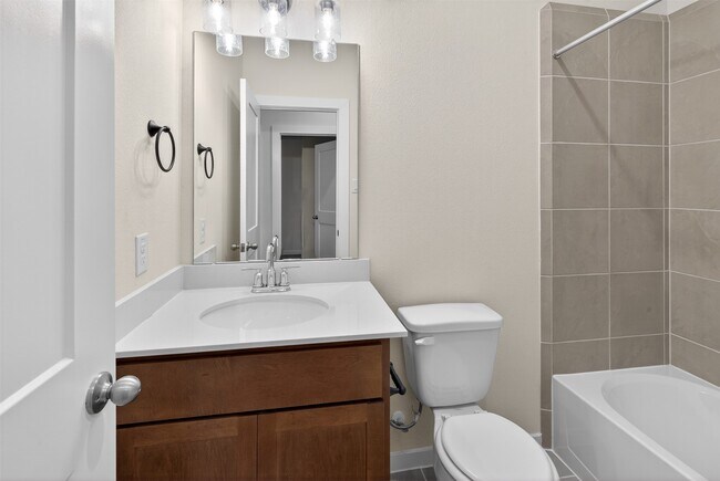 Building Photo - 9113 Highland Northern Wy