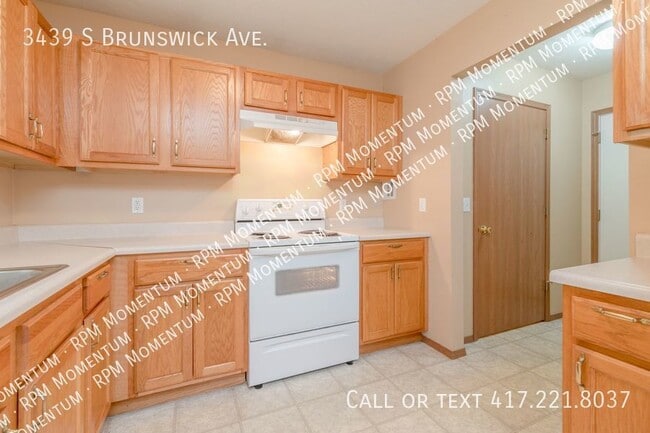 Building Photo - 3439 S Brunswick Ave