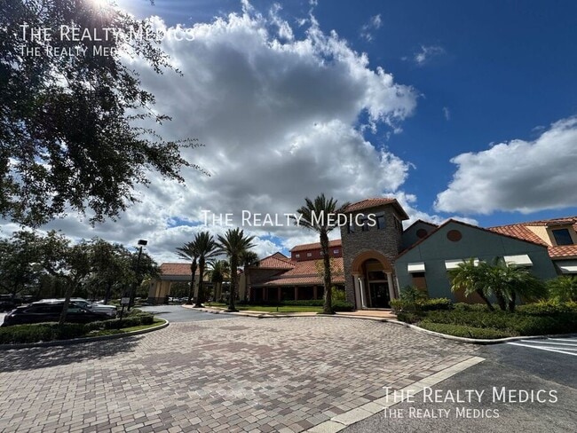 Building Photo - 202 Nova Ave