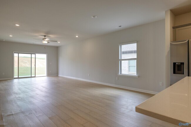 Building Photo - 223 Waylan Rdg Ln